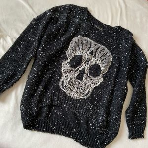 Black graphic sweater (one size)